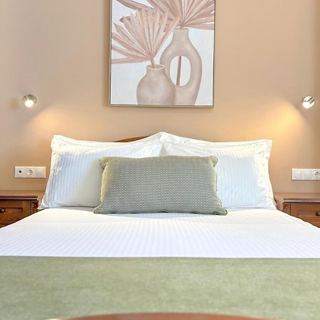 Vista Mare Apartment Palaiochora Ngoại thất bức ảnh